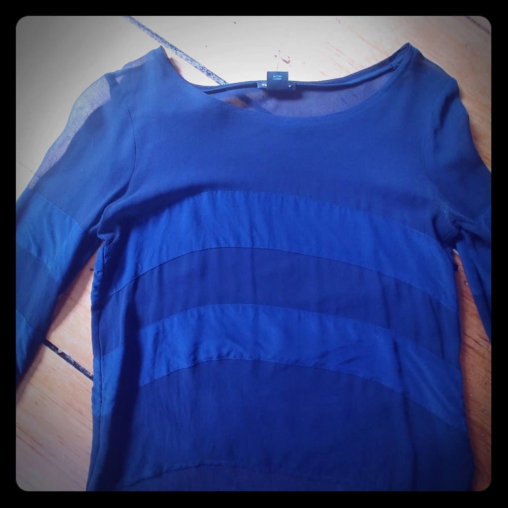 Gorgeous silk blue top